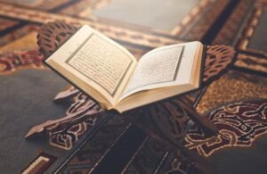 9 Adab Membaca Al Qur’an yang Perlu Diketahui Umat Muslim