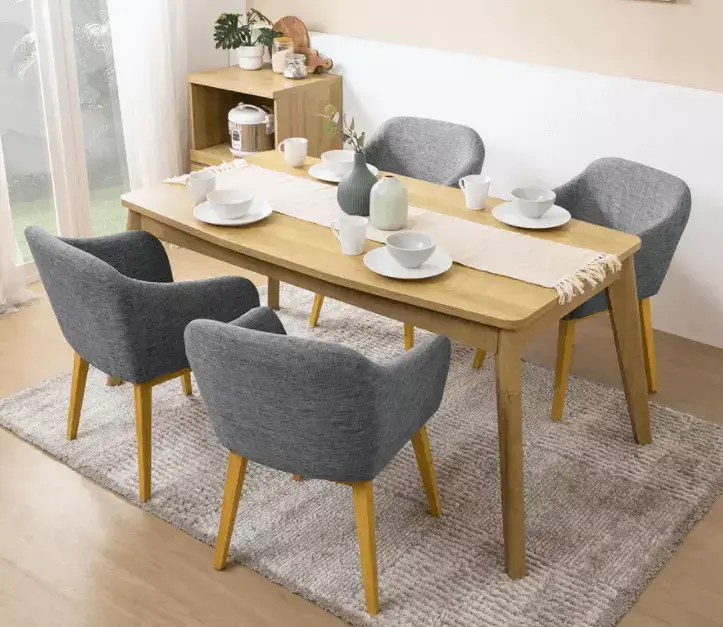 Set Meja Makan