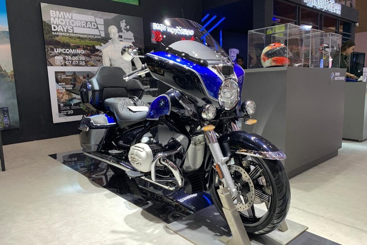 BMW R 18