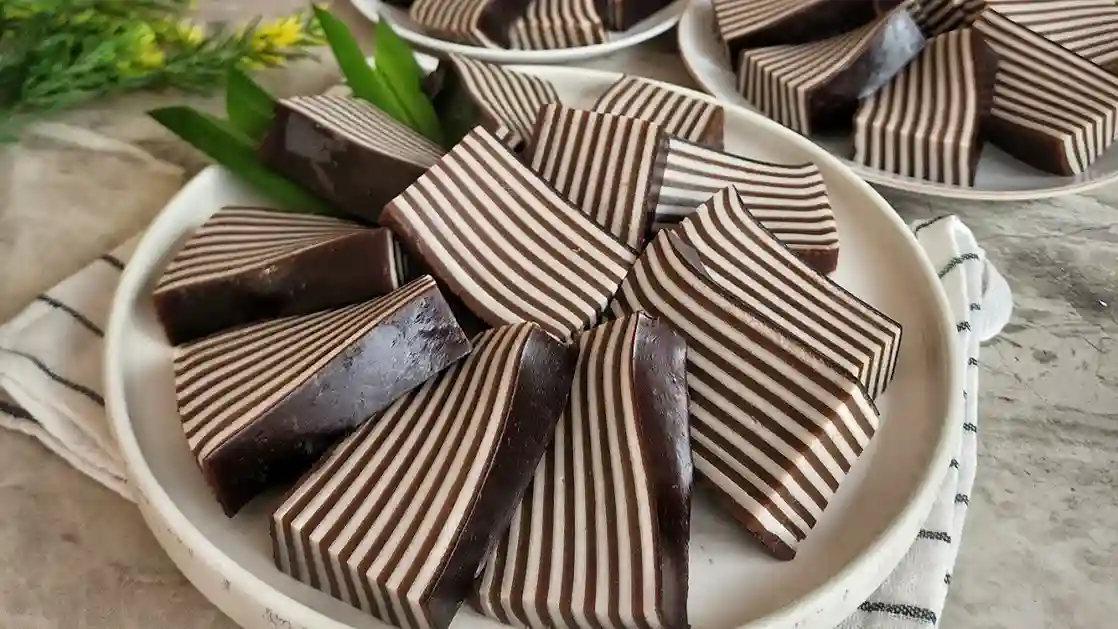 Tips Membuat Kue Lapis, Rahasia Lembut dan Cantik di Setiap Lapisan