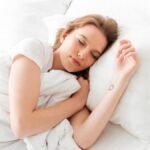 Mencegah Asam Lambung Naik Saat Tidur, Begini Posisi yang Disarankan Dokter